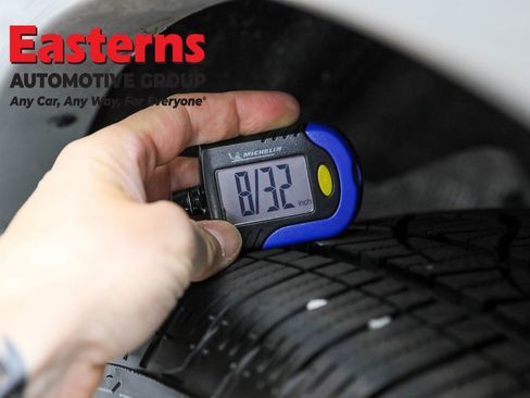 Used 2022 Nissan Armada SV w/ SV Appearance Package image 29