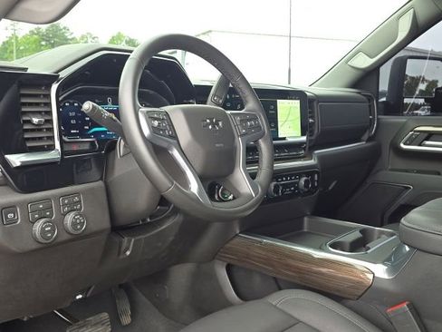 Used 2026 Chevrolet Silverado 2500 LT w/ Trail Boss Package AWD/4WD image 26