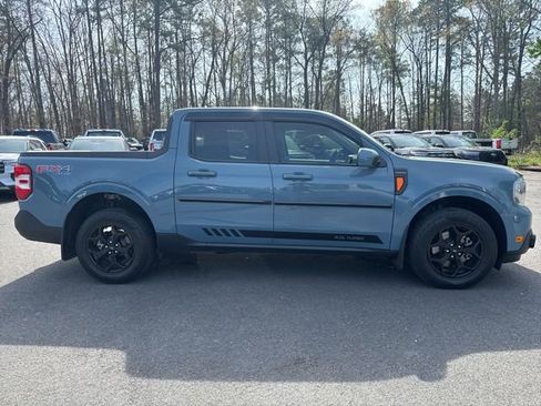 Used 2022 Ford Maverick Lariat w/ Lariat Luxury Package image 6