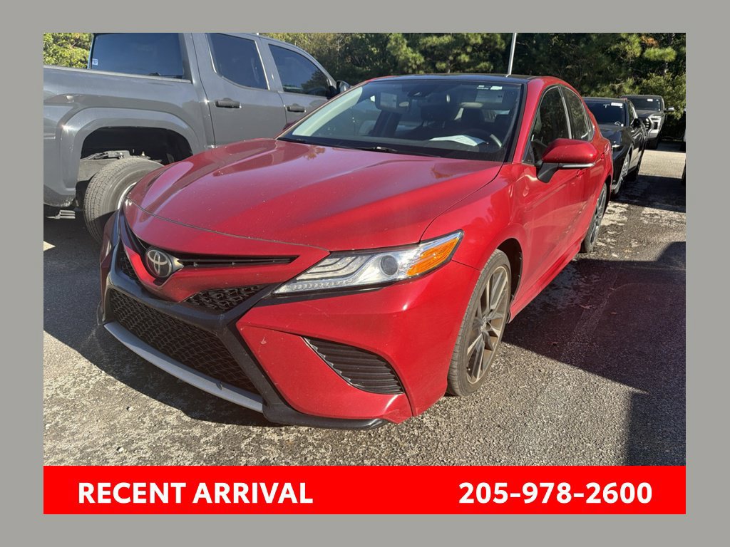 Used 2020 Toyota Camry XSE FWD image 1