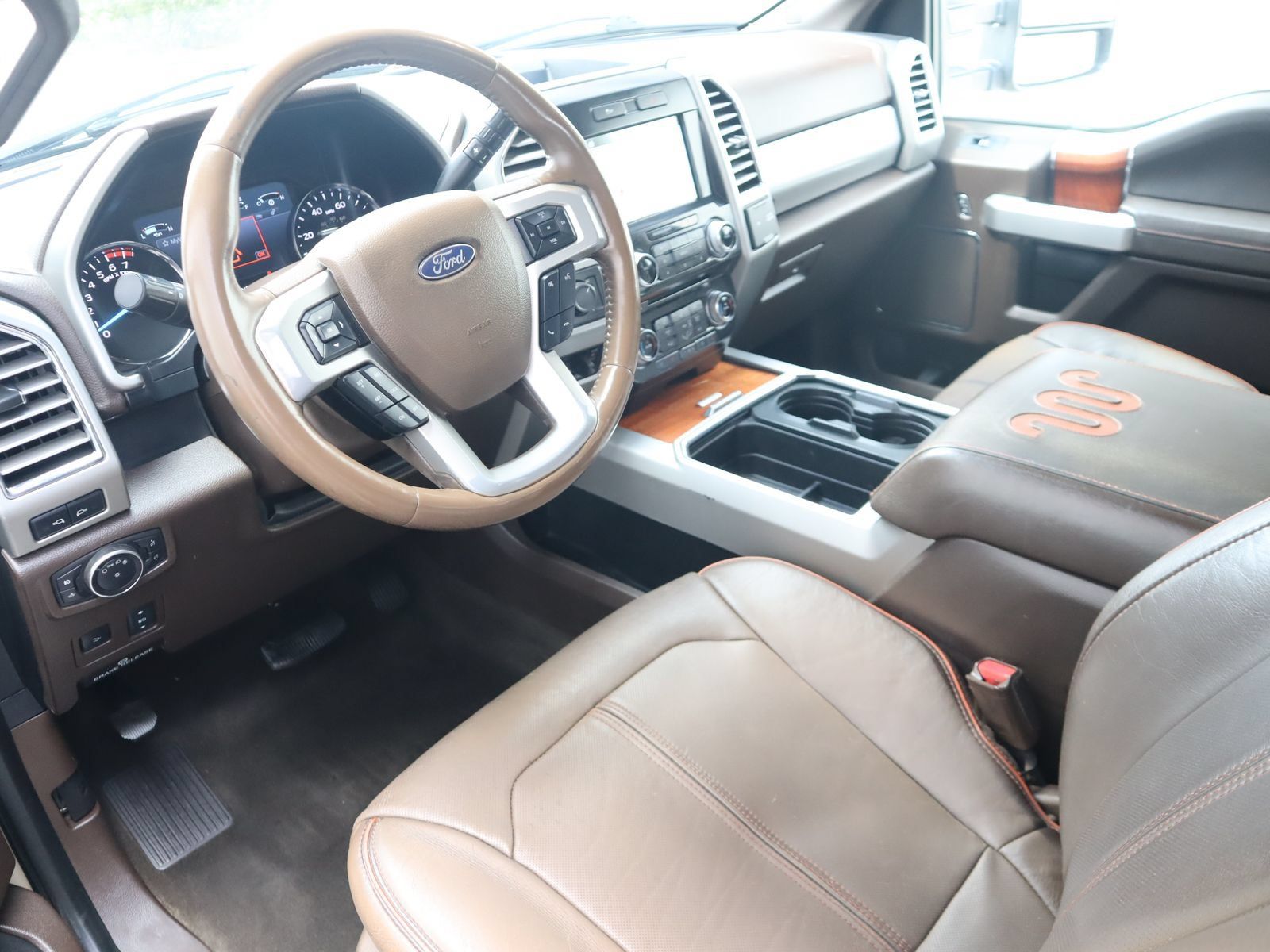 Used 2017 Ford F250 King Ranch w/ Chrome Package AWD/4WD image 22