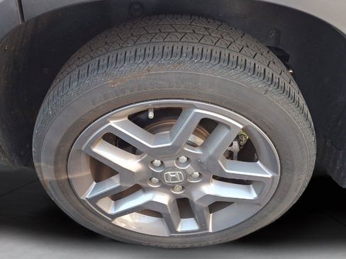 Used 2023 Honda Passport EX-L image 9