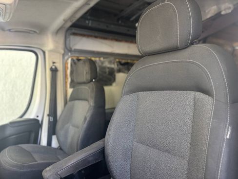 Used 2017 RAM ProMaster 2500 w/ Mopar Trailer Tow Group FWD image 14