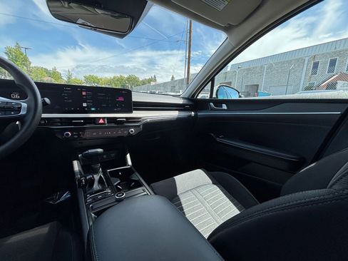 Used 2025 Kia K5 LXS FWD image 34