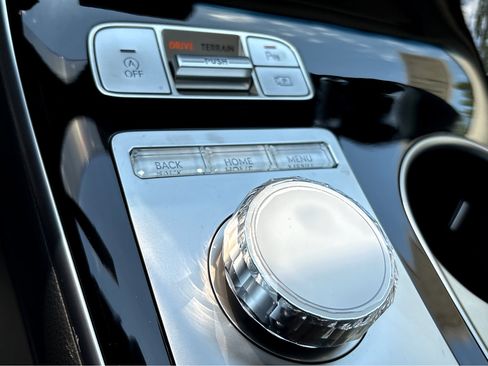 New 2026 Genesis GV70 2.5T image 23