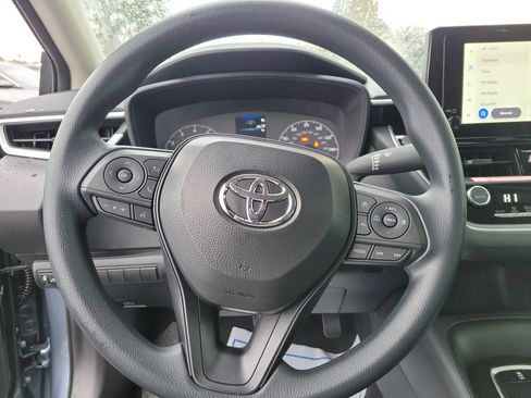 Used 2025 Toyota Corolla LE image 22