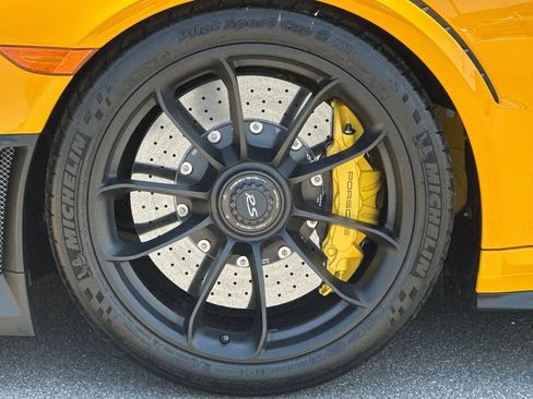 Certified 2018 Porsche 911 GT2 RS RWD image 43
