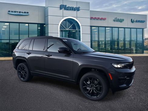 New 2025 Jeep Grand Cherokee Limited image 1