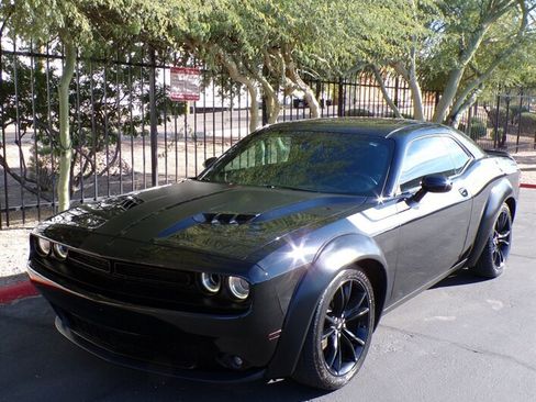 Used 2017 Dodge Challenger R/T w/ Blacktop Package image 3
