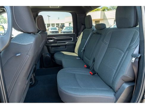 Used 2025 RAM 2500 Big Horn AWD/4WD image 13