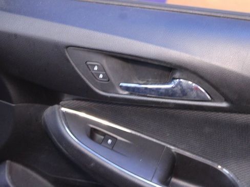 Used 2016 Chevrolet Cruze LS image 9