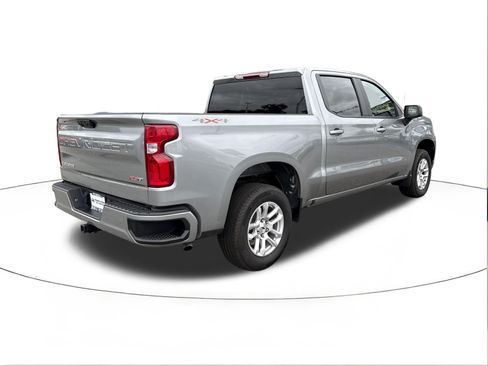 Used 2026 Chevrolet Silverado 1500 RST AWD/4WD image 3