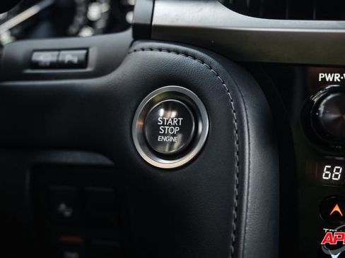 Used 2021 Lexus LX 570 4WD w/ Luxury Package image 63