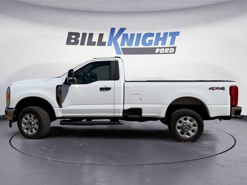 Used 2023 Ford F250 XLT w/ Snow Plow Prep Package AWD/4WD image 2