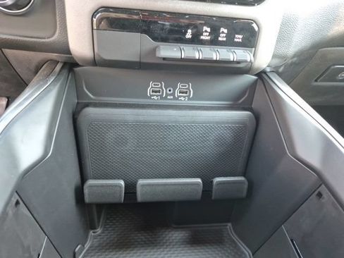 New 2026 RAM 1500 Express AWD/4WD image 21