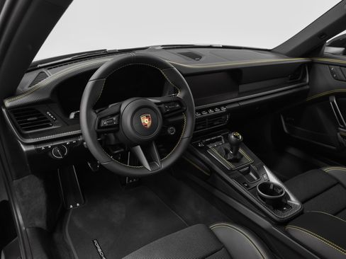 Certified 2026 Porsche 911 GT3 RWD image 4