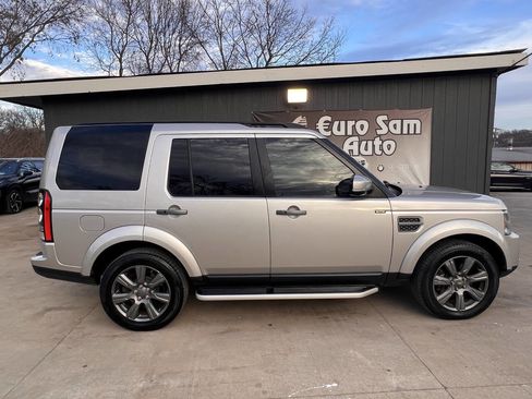 Used 2016 Land Rover LR4 HSE image 8