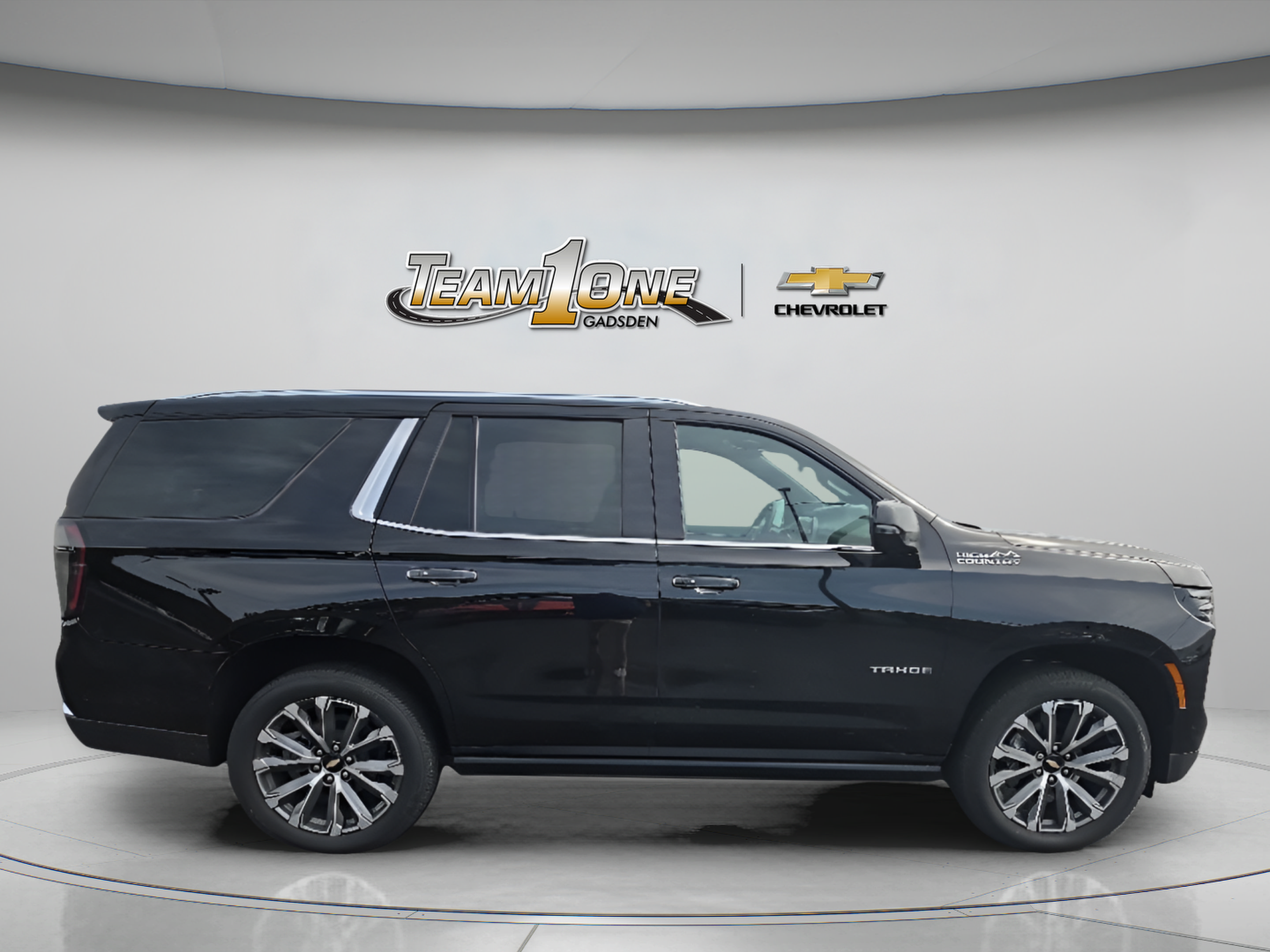 New 2026 Chevrolet Tahoe High Country AWD/4WD image 8