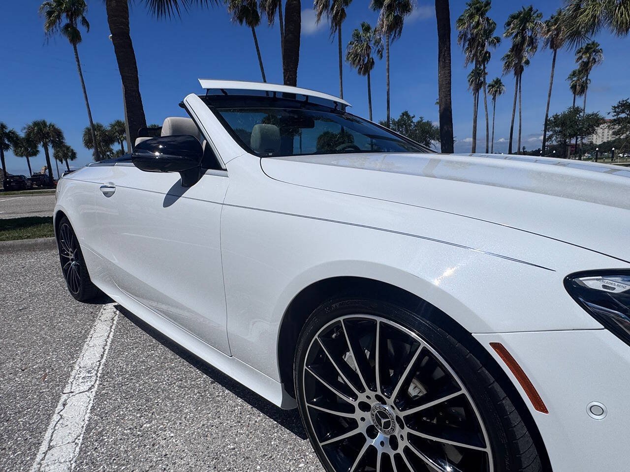 Used 2022 Mercedes-Benz E 450 Cabriolet image 45