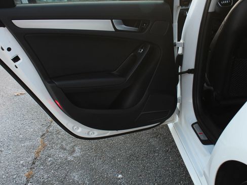 Used 2015 Audi A4 2.0T Premium w/ Audi MMI Navigation image 14