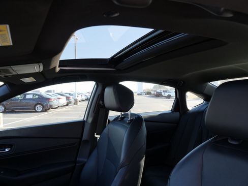 Used 2025 Honda Accord Sport image 28