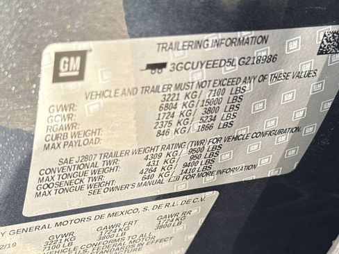 Used 2020 Chevrolet Silverado 1500 RST w/ Trailering Package AWD/4WD image 27