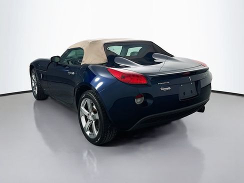 Used 2007 Pontiac Solstice Convertible w/ Premium Package RWD image 5