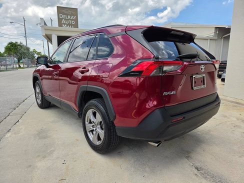 Used 2025 Toyota RAV4 XLE FWD image 7