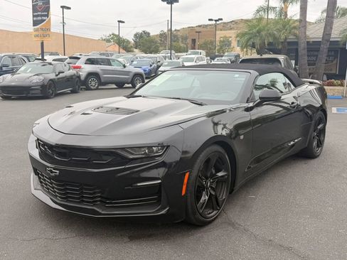 Used 2019 Chevrolet Camaro SS RWD image 3