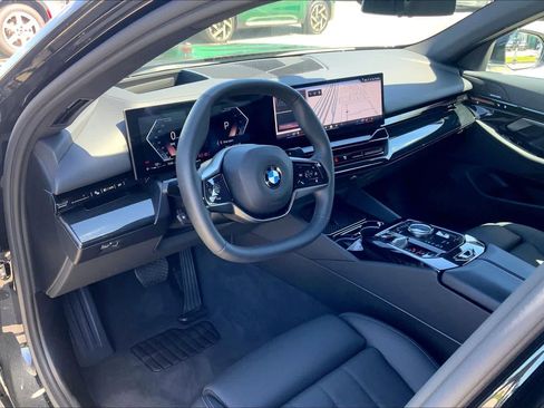 Used 2026 BMW 530i image 17