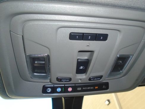 Used 2020 Chevrolet Silverado 2500 LT w/ All Star Edition image 63