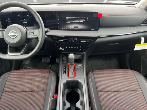 New 2026 Nissan Kicks SR FWD image 4