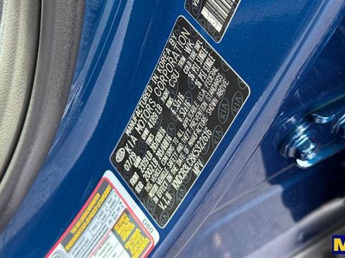 Used 2019 Kia Niro LX image 36