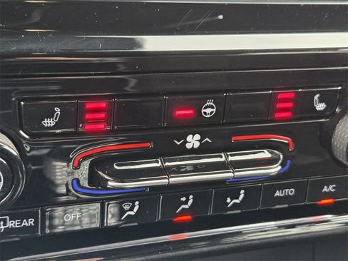 Used 2025 Jeep Grand Cherokee Altitude image 18