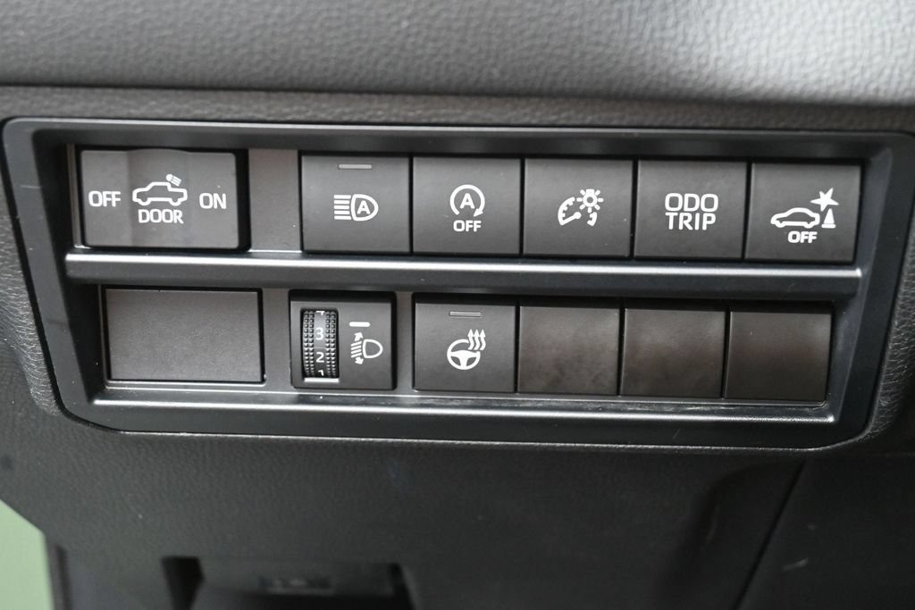 Used 2023 Toyota Tundra Limited w/ TRD Off-Road Package AWD/4WD image 15