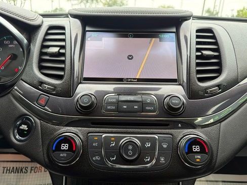 Used 2016 Chevrolet Impala LTZ w/ Enhanced Convenience Package FWD image 23