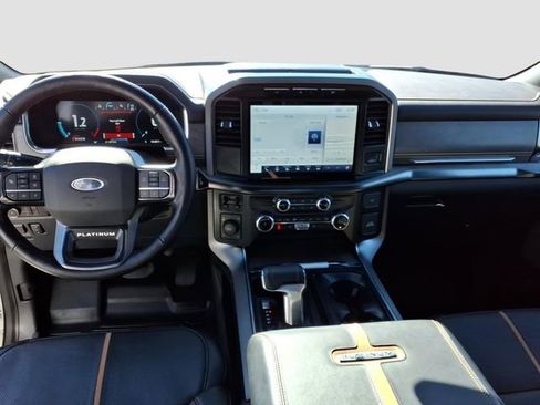 Used 2023 Ford F150 Platinum image 12