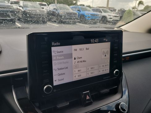 Used 2022 Toyota Corolla LE FWD image 20