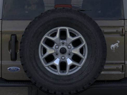New 2025 Ford Bronco Badlands image 24