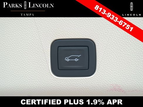 Used 2026 Cadillac Escalade Platinum Sport AWD/4WD image 9