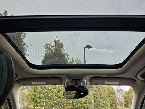 Used 2020 Volvo S60 T5 Momentum image 24