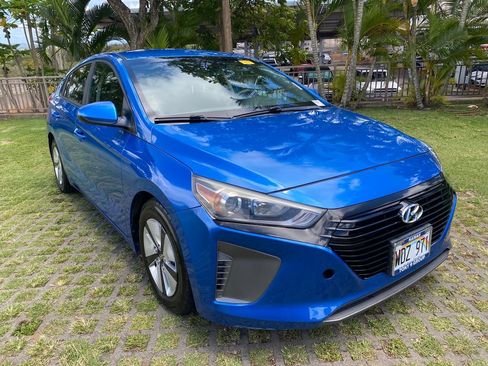 Used 2018 Hyundai Ioniq Blue FWD image 1