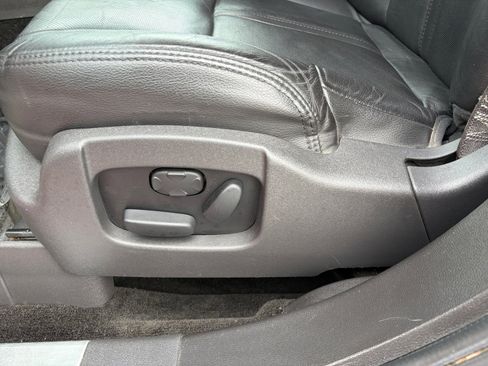 Used 2016 Lincoln MKT AWD w/ Equipment Group 201A image 15