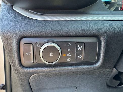 Used 2020 Ford Explorer XLT w/ Equipment Group 202A image 14