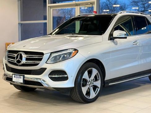 Used 2018 Mercedes-Benz GLE 350 4MATIC image 3