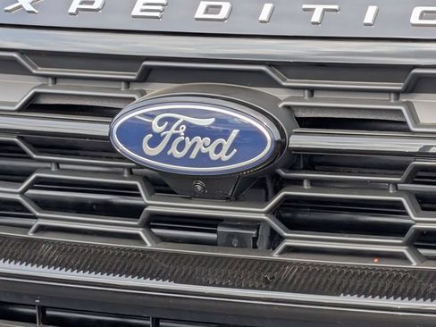 New 2026 Ford Expedition Active AWD/4WD image 15
