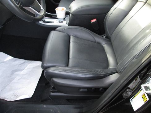 Used 2020 Subaru Ascent Limited w/ Technology Package image 6