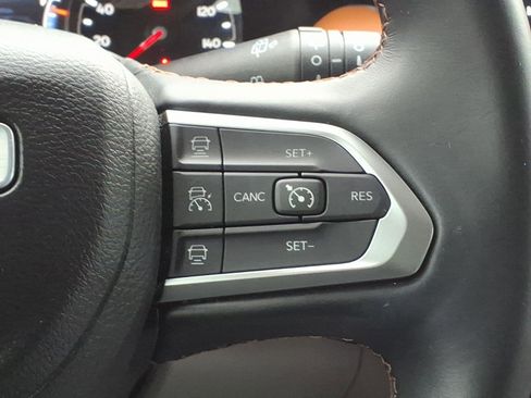 Certified 2022 Jeep Compass Limited image 24