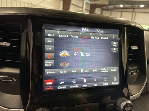 Used 2020 RAM 1500 Big Horn AWD/4WD image 18