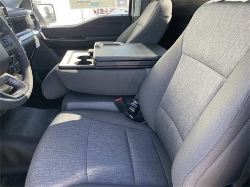 New 2025 Ford F150 XL w/ Equipment Group 103A High image 19